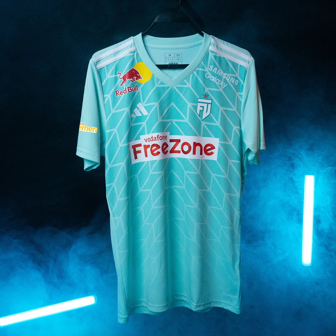 2025 FUT Esports Turkuaz Forma